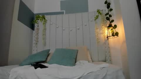 hanah_gray online show from December 2025 11:08:01 AM