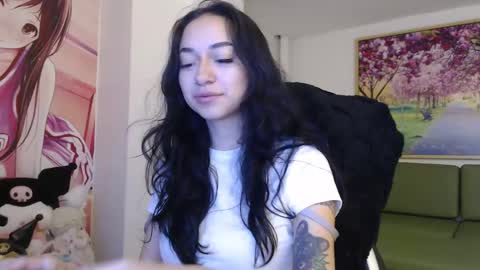 Hanaku  online show from November 2025 01:22:01 PM