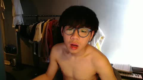 Snapshot of handsome_mannn chatting on May 2026 09:59:02 AM handsome_mannn online show from May 2026 09:59:02 AM