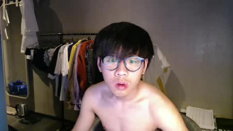 Snapshot of handsome_mannn chatting on May 2026 10:05:02 PM handsome_mannn online show from May 2026 10:05:02 PM