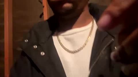 Snapshot of handsomeda1 chatting on January 2025 09:18:01 AM handsomeda1 online show from January 2025 09:18:01 AM