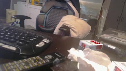 Snapshot of handyman5303 chatting on January 2025 09:25:02 AM Handystudman online show from January 2025 09:25:02 AM