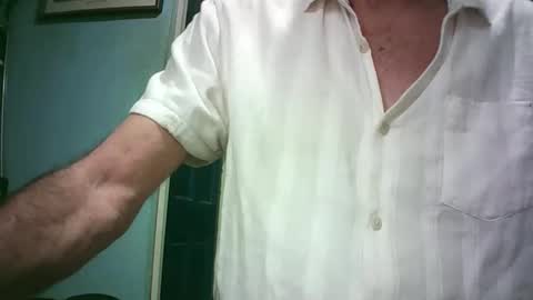 handymanforyou177322 online show from November 2025 12:30:01 PM