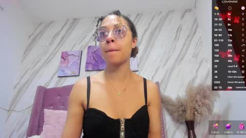 Snapshot of hanna_corne chatting on December 2024 11:43:02 AM HANNA online show from December 2024 11:43:02 AM