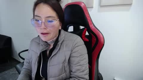 Snapshot of hanna_hot77 chatting on March 2026 07:53:01 PM mara online show from March 2026 07:53:01 PM