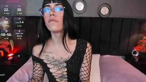 Snapshot of hanna_mitsury chatting on June 2026 02:33:01 PM Hanna online show from June 2026 02:33:01 PM