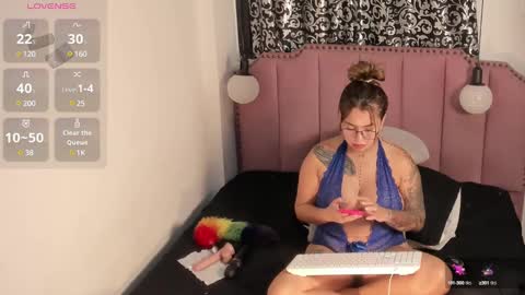 Snapshot of hanna_quuen chatting on December 2024 03:10:01 PM Hanna online show from December 2024 03:10:01 PM