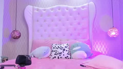 Snapshot of hanna_weston chatting on January 2025 05:01:02 AM hanna online show from January 2025 05:01:02 AM