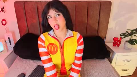 Hanna 3 online show from February 2026 02:53:02 PM