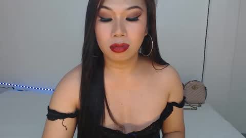 Hannah online show from March 2025 03:52:01 PM