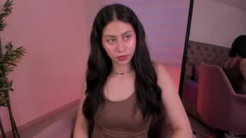 Hannah online show from February 2025 08:28:01 PM