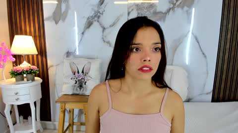 Snapshot of hannahill69 chatting on January 2025 04:11:02 AM Hannahill69 online show from January 2025 04:11:02 AM