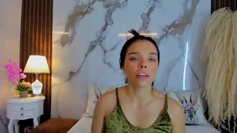Snapshot of hannahill69 chatting on February 2025 04:29:01 AM Hannahill69 online show from February 2025 04:29:01 AM