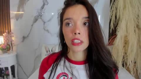 Snapshot of hannahill69 chatting on October 2025 04:42:01 AM Hannahill69 online show from October 2025 04:42:01 AM