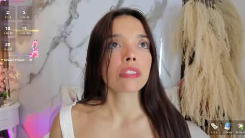 Snapshot of hannahill69 chatting on October 2025 06:36:01 AM Hannahill69 online show from October 2025 06:36:01 AM