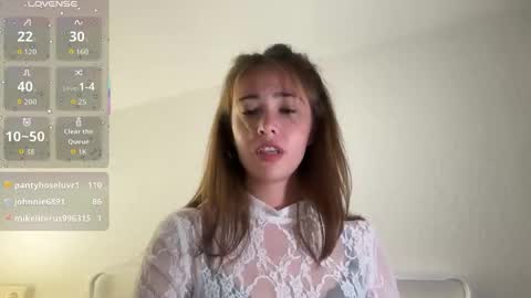 hannahinto online show from November 2025 04:33:01 PM