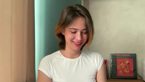 Snapshot of hannahinto chatting on May 2026 02:11:01 PM hannahinto online show from May 2026 02:11:01 PM