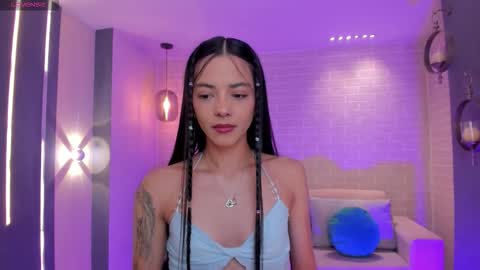 HANNAH J online show from December 2025 07:20:02 PM