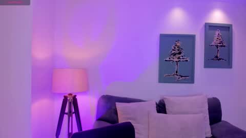 HANNAH J online show from December 2025 07:22:01 PM