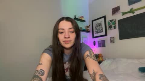 Hannah Taylor online show from February 2026 06:48:01 PM