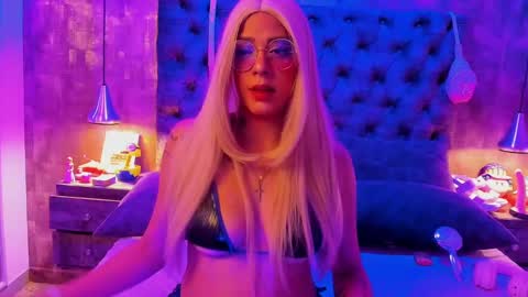 Hannah online show from October 2025 04:49:02 PM