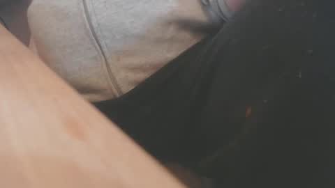 hannes_k online show from January 2026 06:37:02 AM