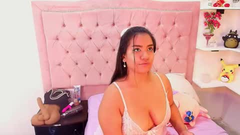 Hanna online show from February 2026 03:44:02 AM