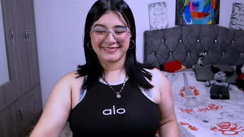 Snapshot of hanny_parkerr chatting on September 2025 05:22:02 AM Hanny Parkerr online show from September 2025 05:22:02 AM