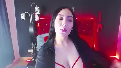 hanny online show from November 2025 08:41:01 PM