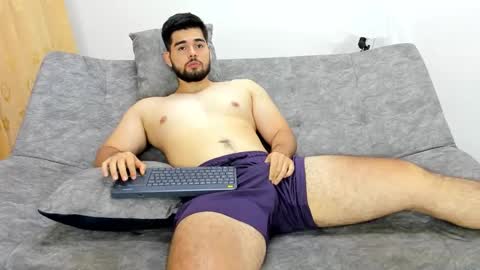 Snapshot of hans_fox03 chatting on October 2025 11:49:01 PM Hans online show from October 2025 11:49:01 PM