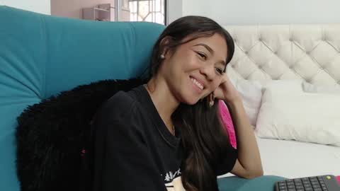 Snapshot of hantonella chatting on February 2025 06:04:02 PM Anto online show from February 2025 06:04:02 PM