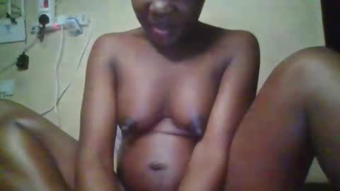 happy_dimple online show from October 2025 10:56:02 AM