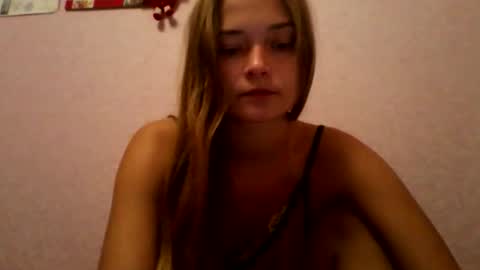 Snapshot of happyemily18 chatting on October 2025 06:35:02 PM happyemily  online show from October 2025 06:35:02 PM