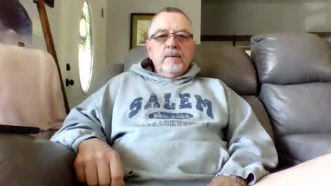 Snapshot of happynudist7373 chatting on June 2026 01:46:01 PM happynudist7373 online show from June 2026 01:46:01 PM