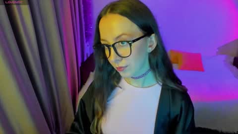 Stephanie online show from September 2025 10:46:02 PM