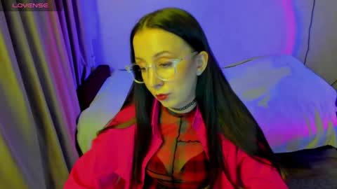 Snapshot of happystephanie chatting on June 2026 07:05:01 PM Stephanie online show from June 2026 07:05:01 PM