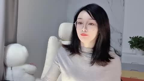 Daisy online show from February 2025 05:04:01 PM