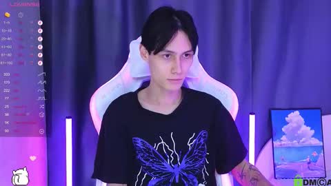 Mark online show from October 2025 12:26:01 AM