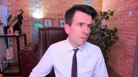 Steve online show from January 2025 10:43:01 AM