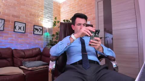 Steve online show from January 2025 12:22:02 PM