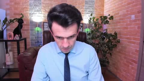 Steve online show from January 2025 01:02:01 PM