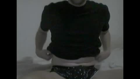 hardboylovemilfmoom online show from January 2026 09:51:01 PM