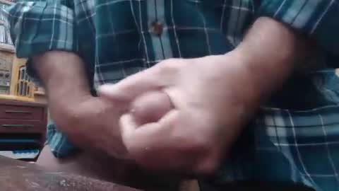 Brad online show from January 2025 07:04:01 PM