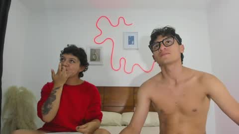 Snapshot of hardcoreheat_ind chatting on April 2026 05:14:02 AM kade and demi independent models online show from April 2026 05:14:02 AM