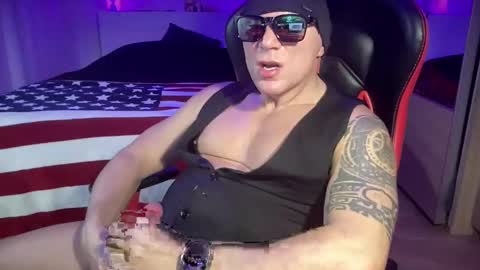 Snapshot of hardmattsteel chatting on March 2025 01:03:02 AM MATTSTEEL - ITALIAN STALLION online show from March 2025 01:03:02 AM