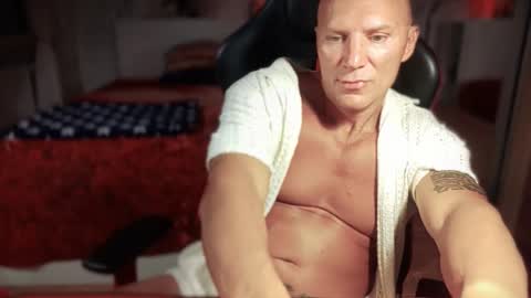 Snapshot of hardmattsteel chatting on September 2025 01:33:02 PM MATTSTEEL - ITALIAN STALLION online show from September 2025 01:33:02 PM