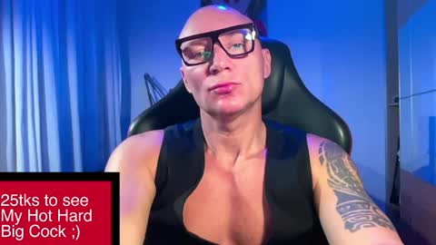 Snapshot of hardmattsteel chatting on December 2025 11:37:01 AM MATTSTEEL - ITALIAN STALLION online show from December 2025 11:37:01 AM