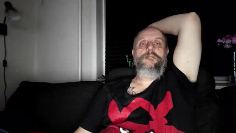 Snapshot of hardmrlazy chatting on February 2026 05:25:01 PM MrLazy online show from February 2026 05:25:01 PM