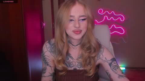 Snapshot of harley_kimm chatting on December 2024 05:59:02 AM Julia online show from December 2024 05:59:02 AM