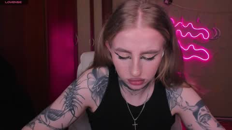 Snapshot of harley_kimm chatting on January 2025 05:04:02 AM Julia online show from January 2025 05:04:02 AM